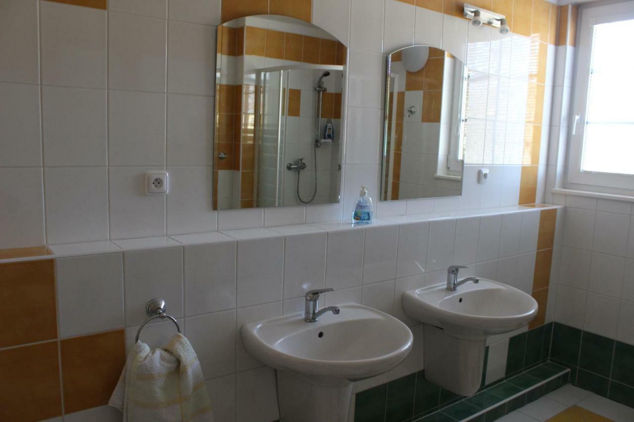 Apartman V Podskali Глубока-над-Влтавой Экстерьер фото